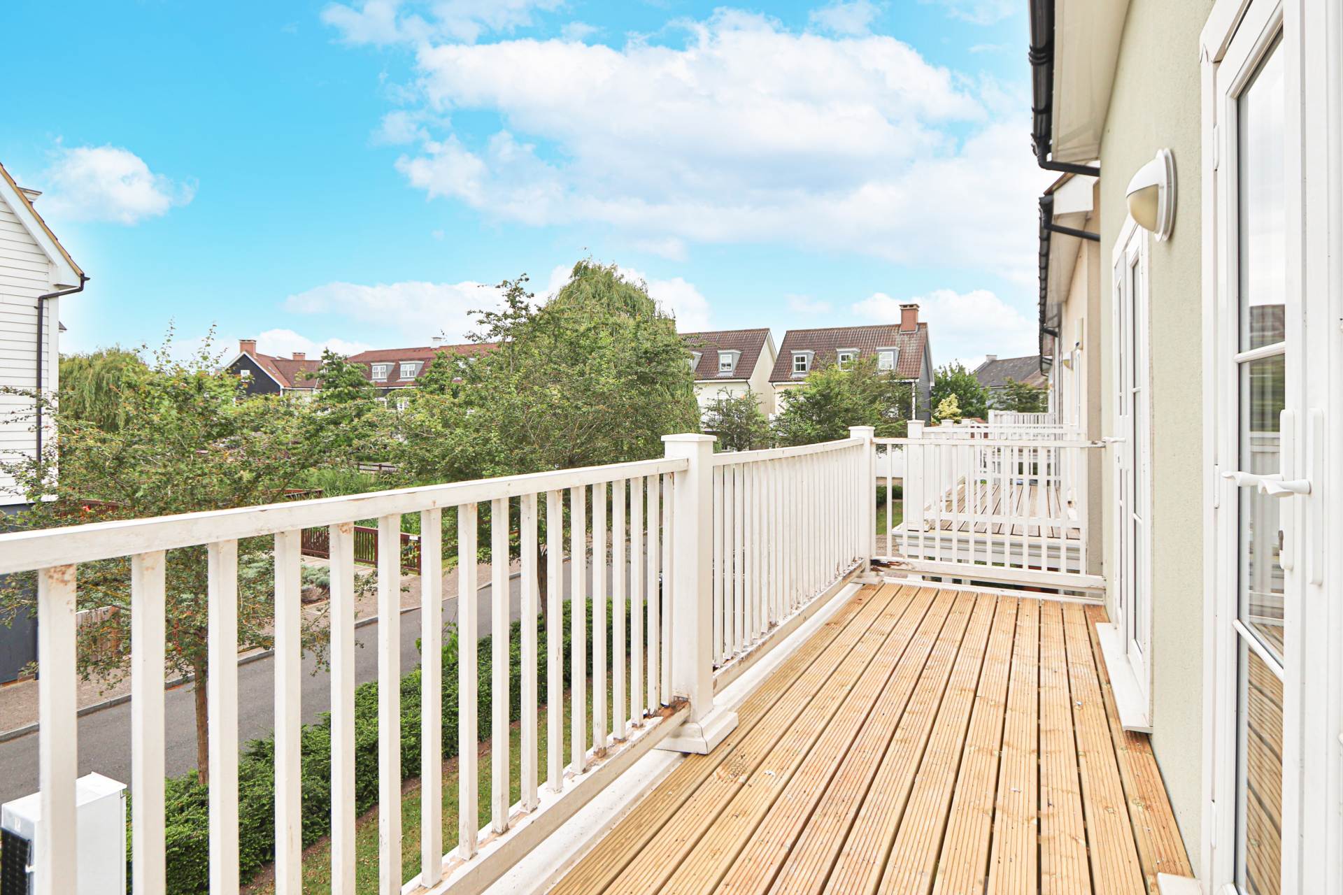 Beaumont Drive, Worcester Park, Image 16