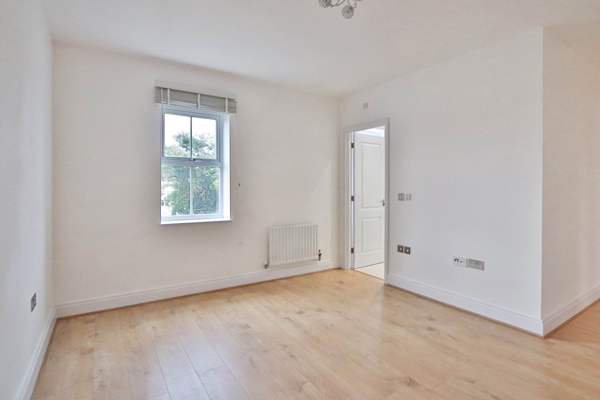 Beaumont Drive, Worcester Park, Image 6