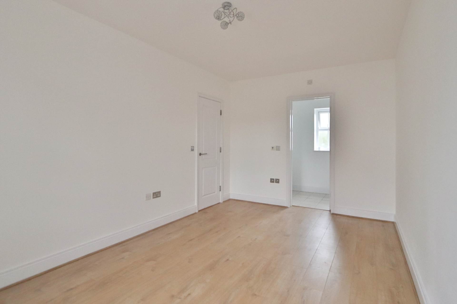 Beaumont Drive, Worcester Park, Image 7