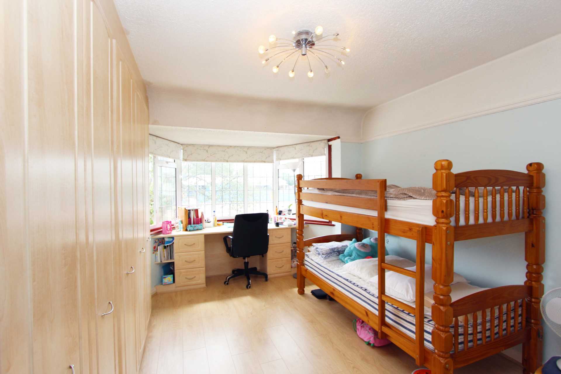 Cuddington Avenue, Worcester Park, Image 12