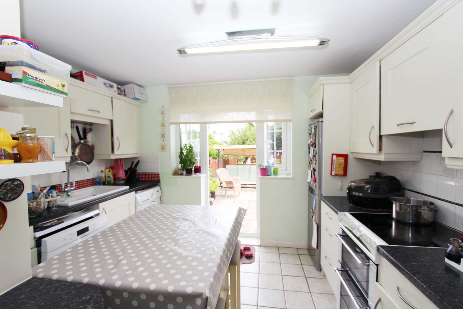 Cuddington Avenue, Worcester Park, Image 5