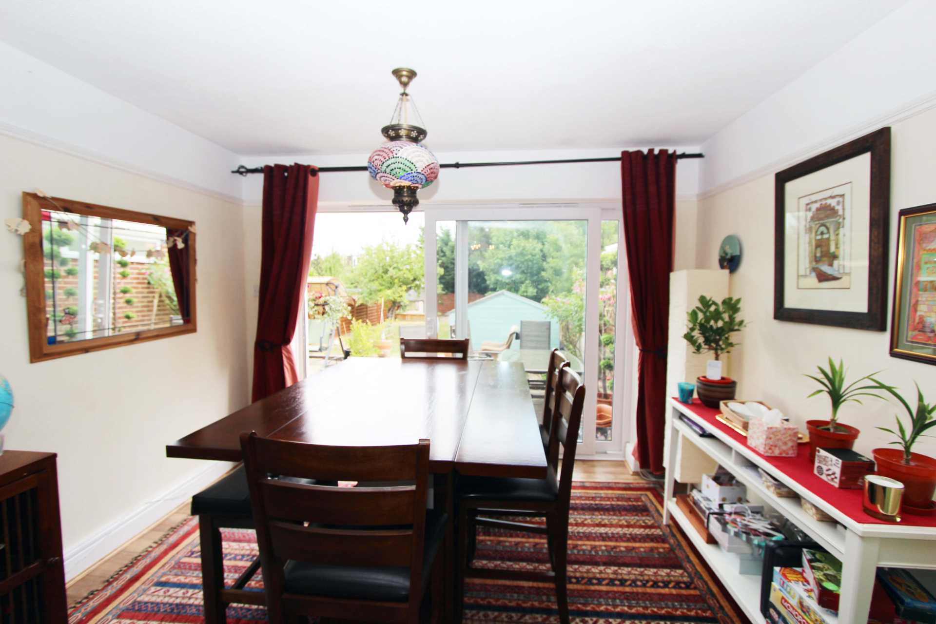 Cuddington Avenue, Worcester Park, Image 7