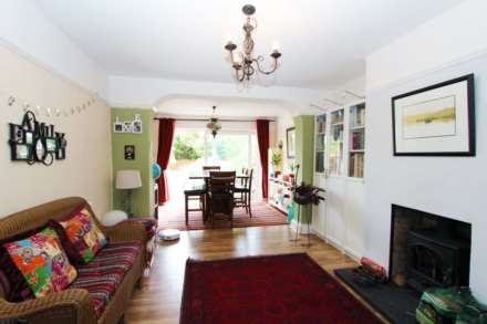 Cuddington Avenue, Worcester Park, Image 2
