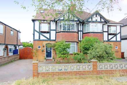 Cuddington Avenue, Worcester Park, Image 22