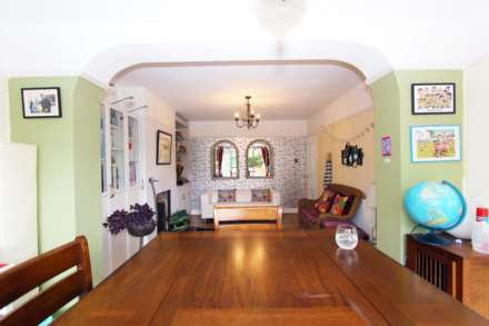 Cuddington Avenue, Worcester Park, Image 4