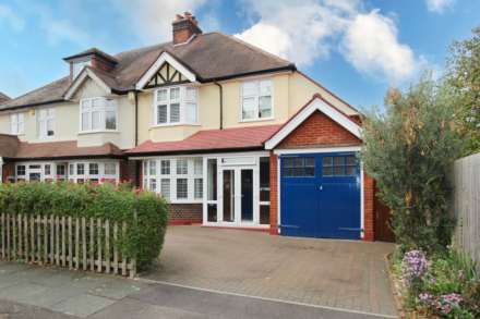 4 Bedroom Semi-Detached, Rosebery Avenue, New Malden