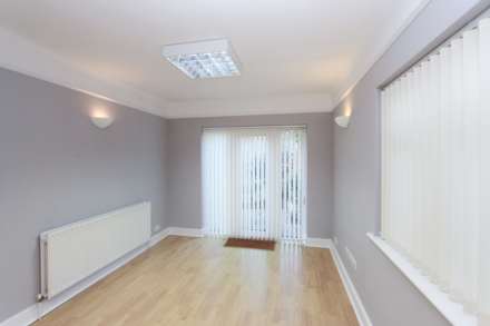Rosebery Avenue, New Malden, Image 6