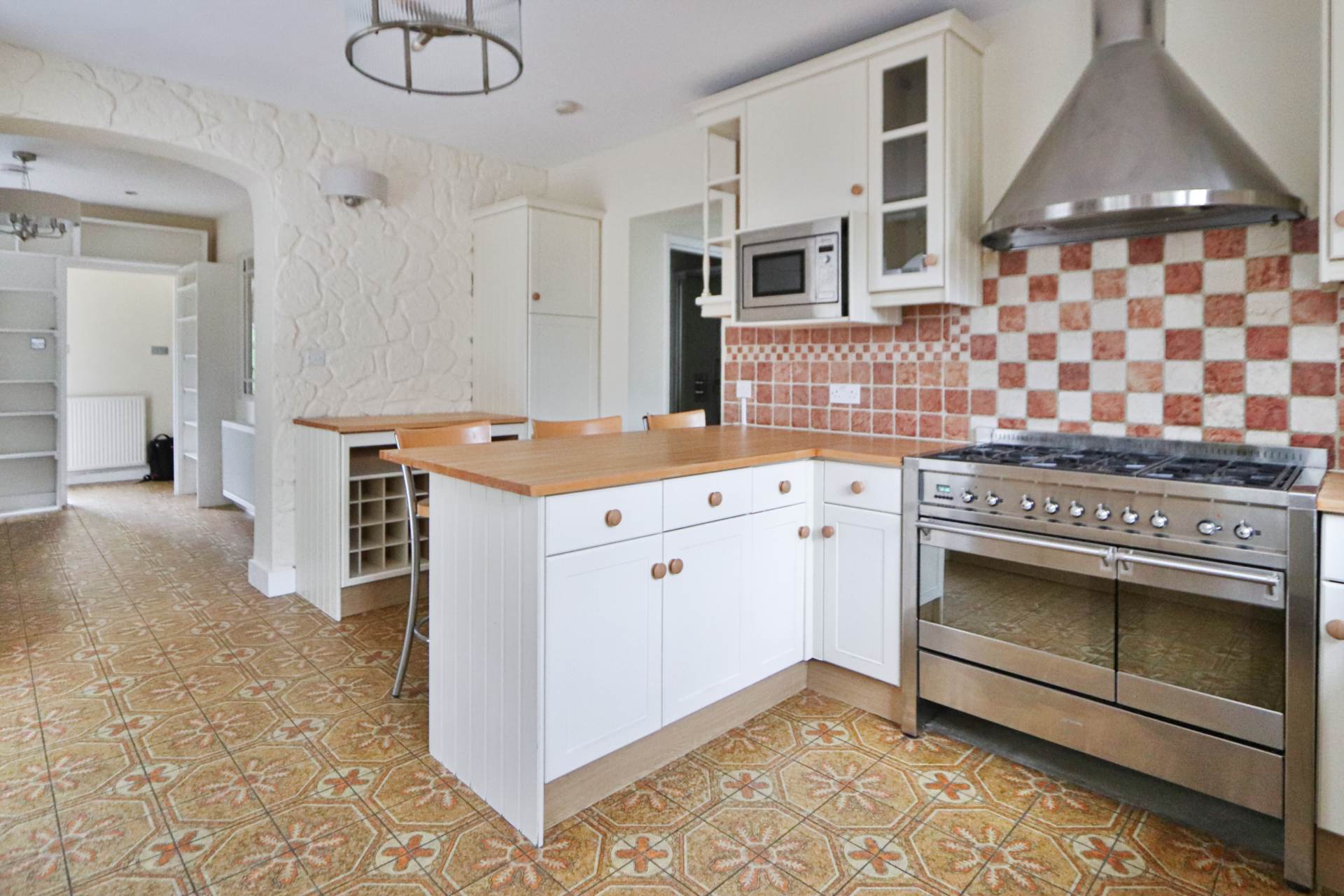 Cambridge Avenue, New Malden, Image 4