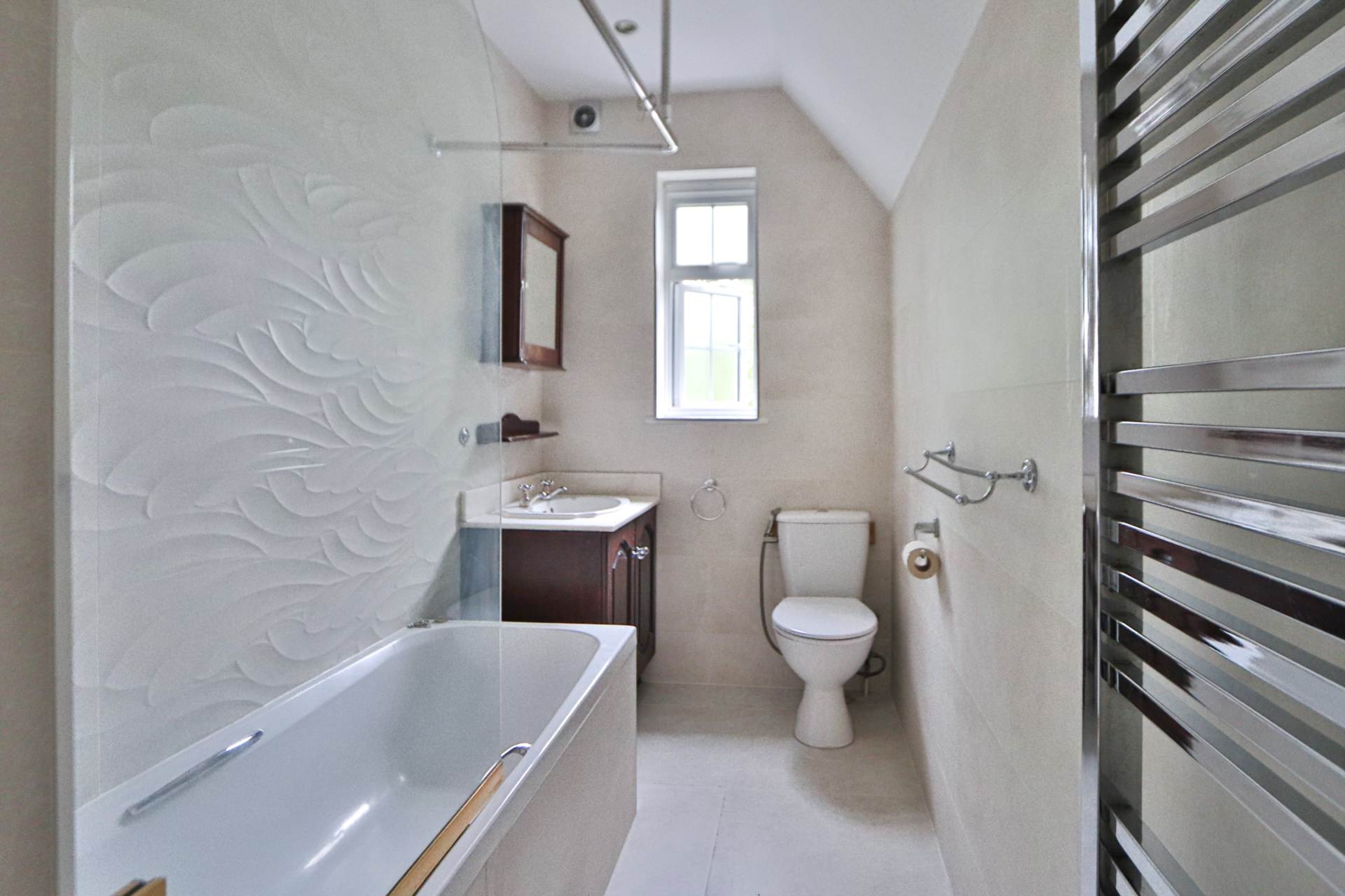 Cambridge Avenue, New Malden, Image 7