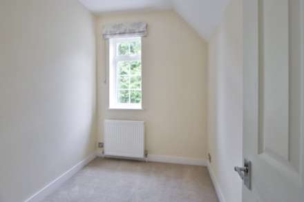 Cambridge Avenue, New Malden, Image 13