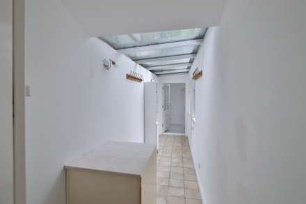 Cambridge Avenue, New Malden, Image 17