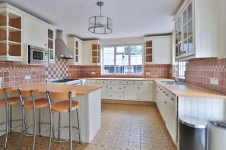 Cambridge Avenue, New Malden, Image 3