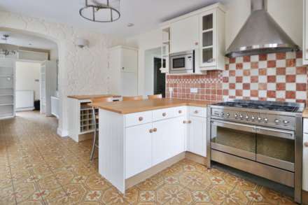 Cambridge Avenue, New Malden, Image 4