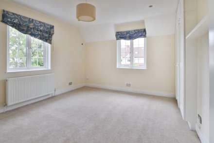Cambridge Avenue, New Malden, Image 9