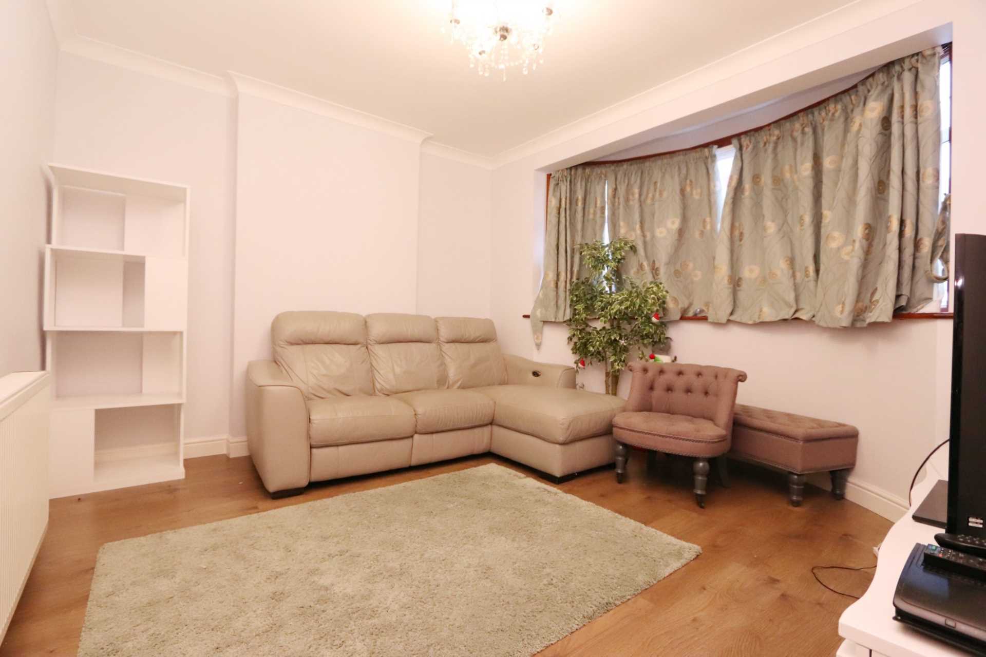 Churston Drive, Morden, Image 3