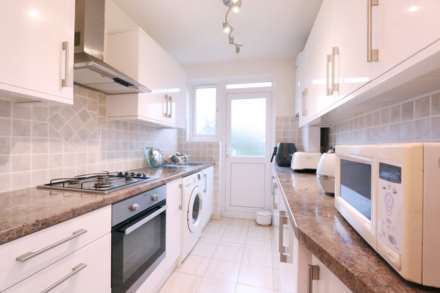 Churston Drive, Morden, Image 2