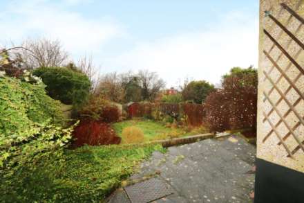 Churston Drive, Morden, Image 20