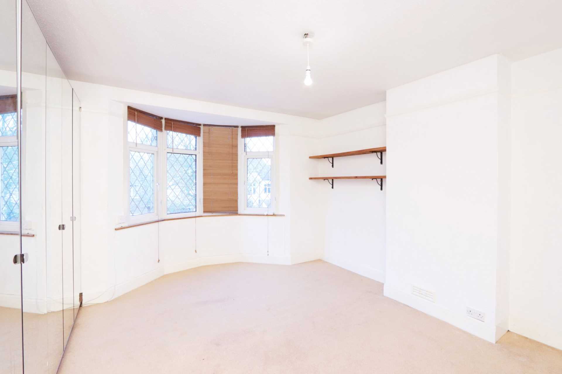 Dukes Avenue, New Malden, Image 3
