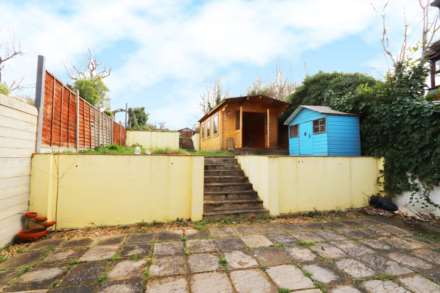 Dukes Avenue, New Malden, Image 16