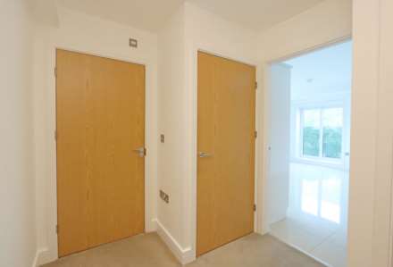 Coombe Road, New Malden, Image 10