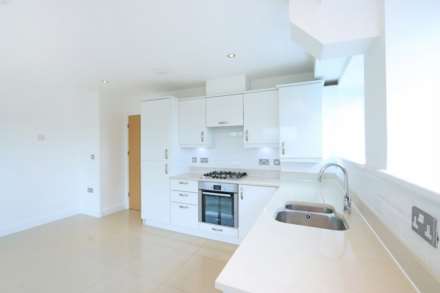 Coombe Road, New Malden, Image 3