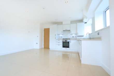 Coombe Road, New Malden, Image 5