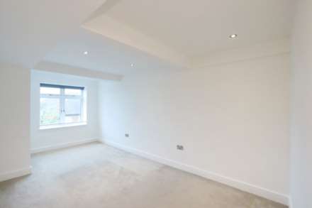 Coombe Road, New Malden, Image 7