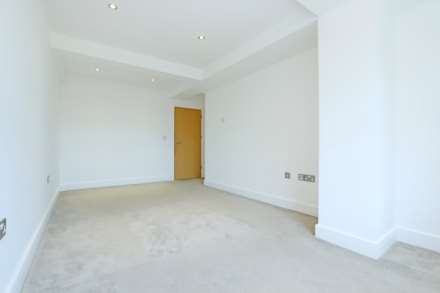Coombe Road, New Malden, Image 8