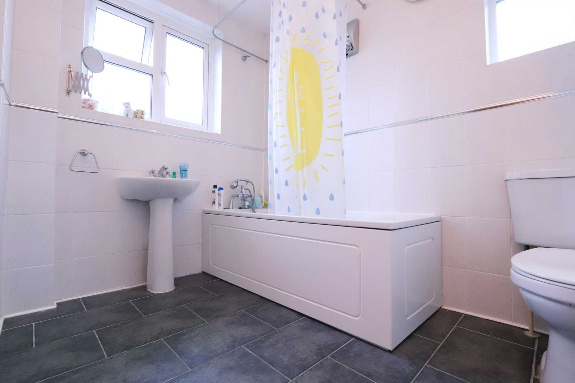 Glebe Gardens, New Malden, Image 12