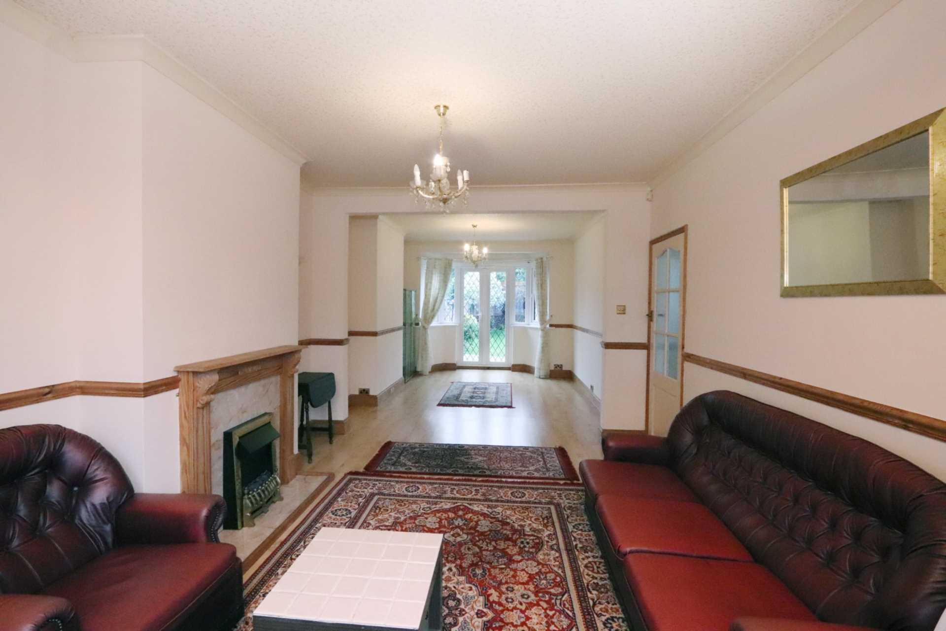 Glebe Gardens, New Malden, Image 8