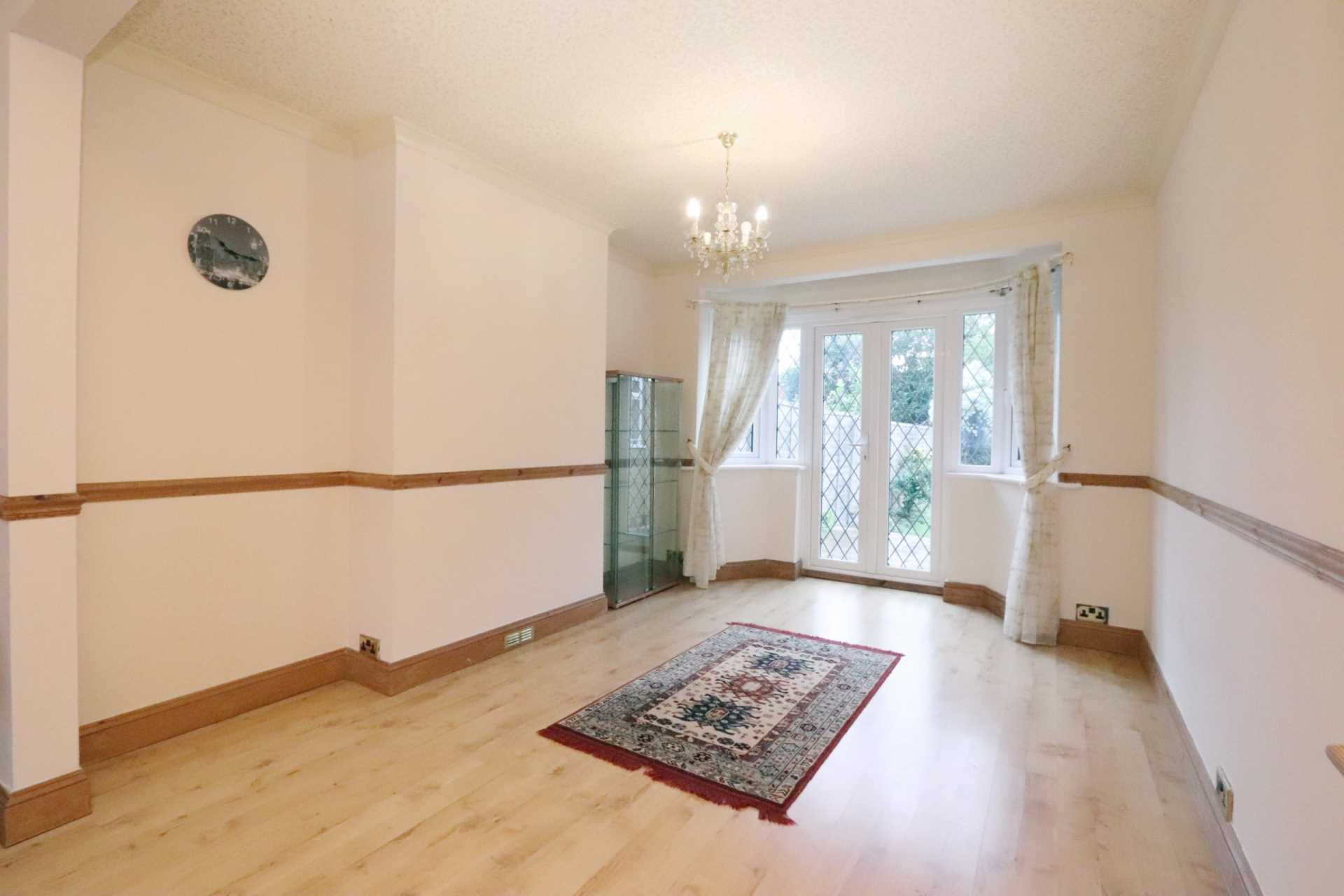 Glebe Gardens, New Malden, Image 9