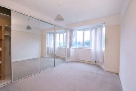 Glebe Gardens, New Malden, Image 11