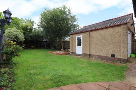 Glebe Gardens, New Malden, Image 20