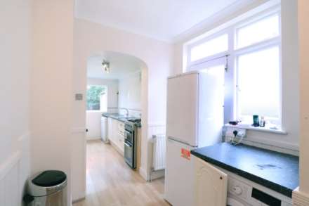 Glebe Gardens, New Malden, Image 6