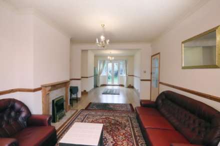 Glebe Gardens, New Malden, Image 8