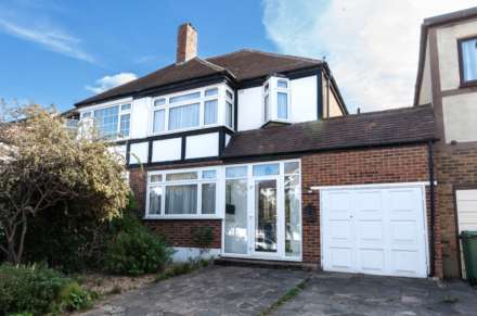 Somerset Close, New Malden, Image 1