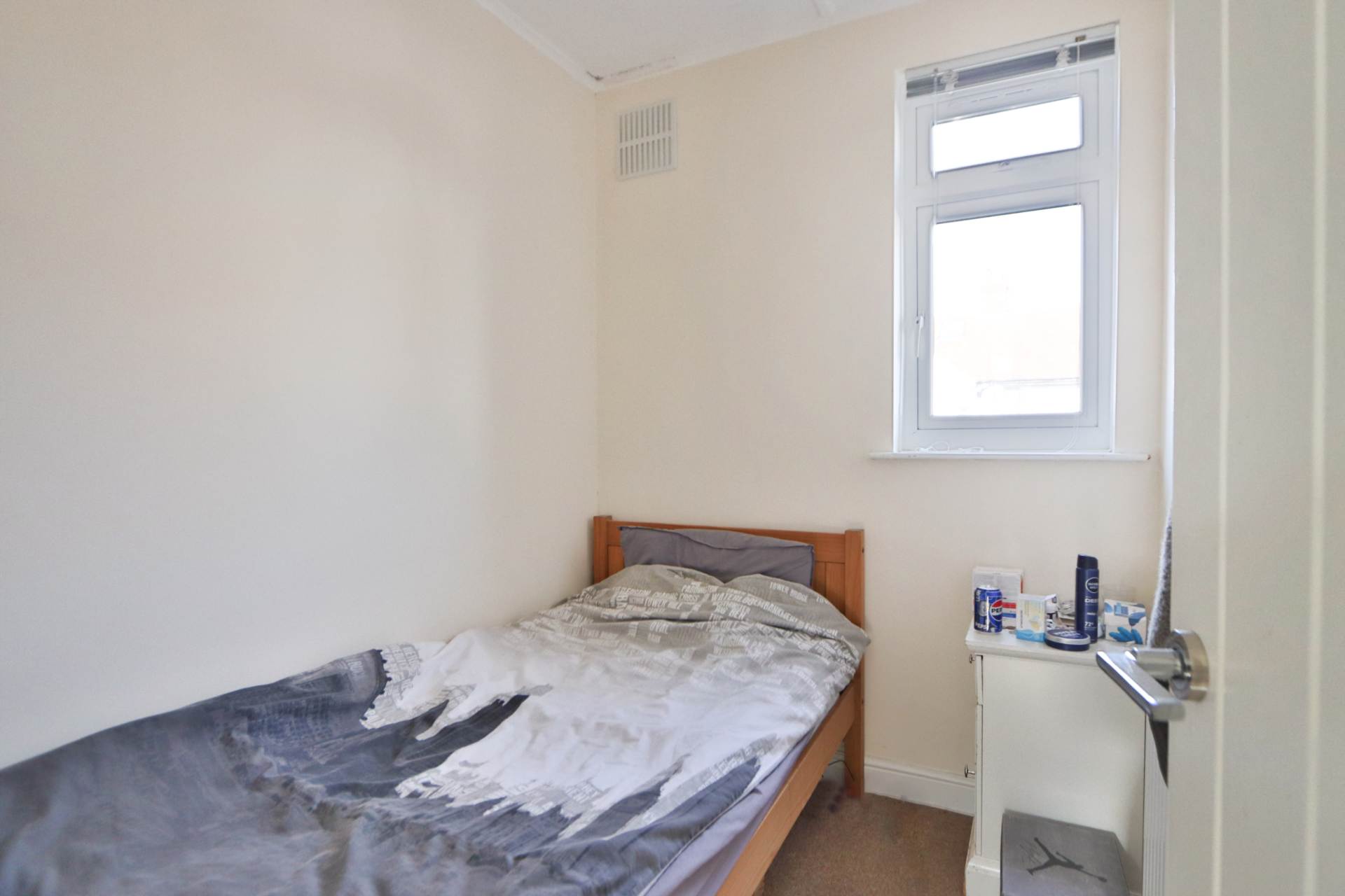 Byron Avenue, New Malden, Image 10