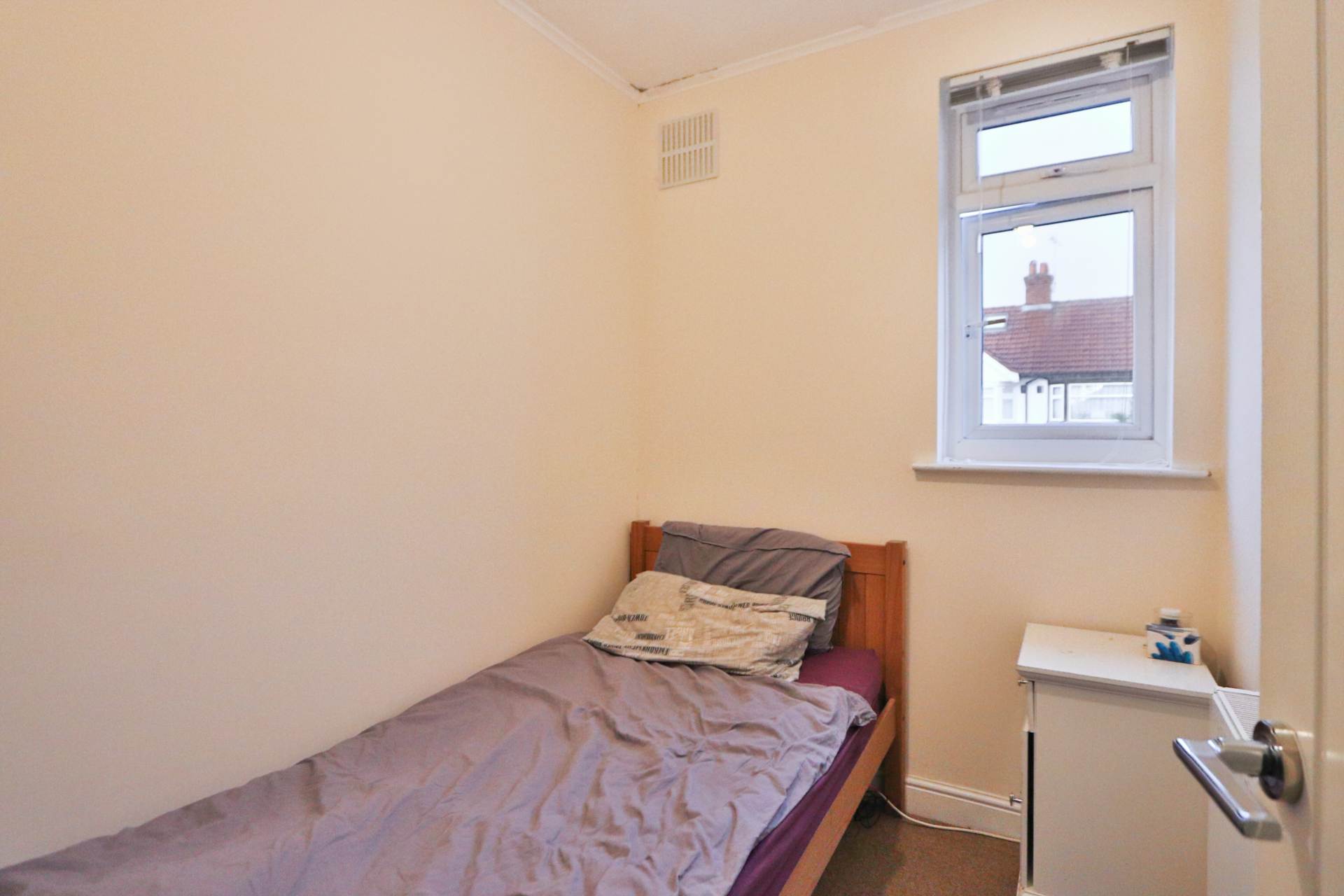 Byron Avenue, New Malden, Image 14