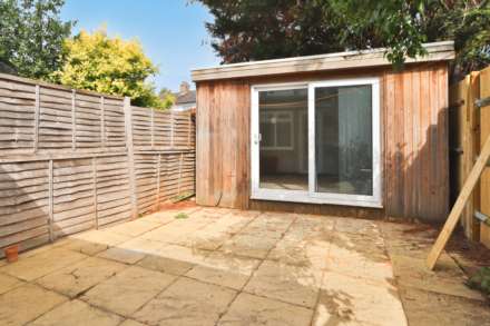 Long Walk, New Malden, Image 11