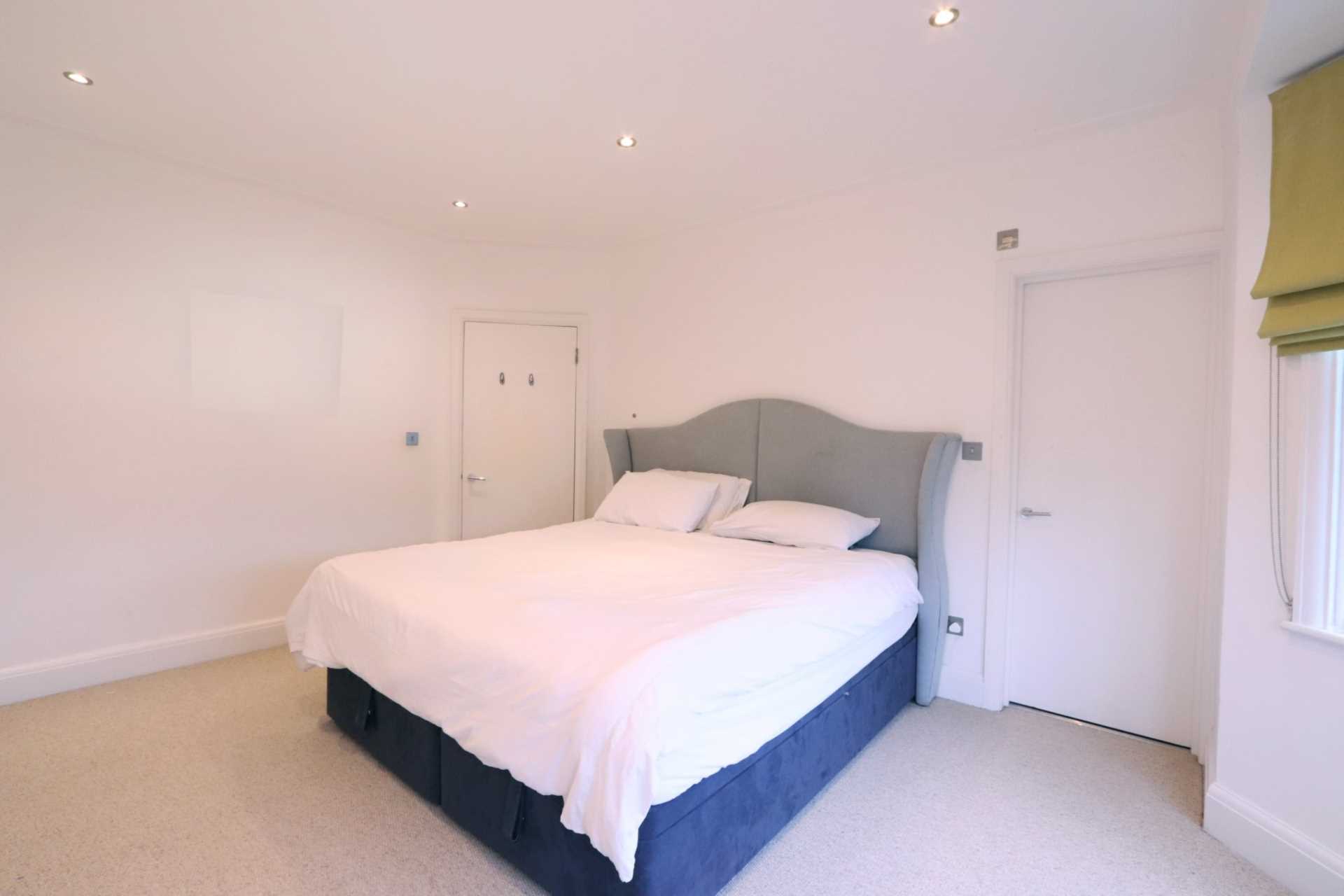 Nelson Road, New Malden, Image 5