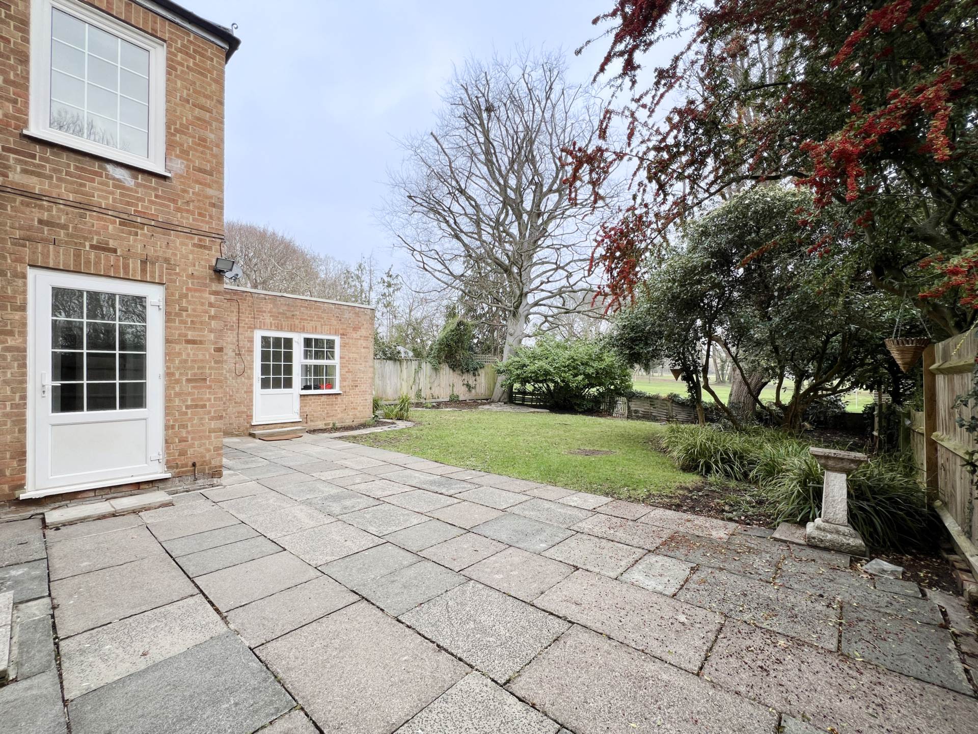 The Moat, New Malden, Image 30