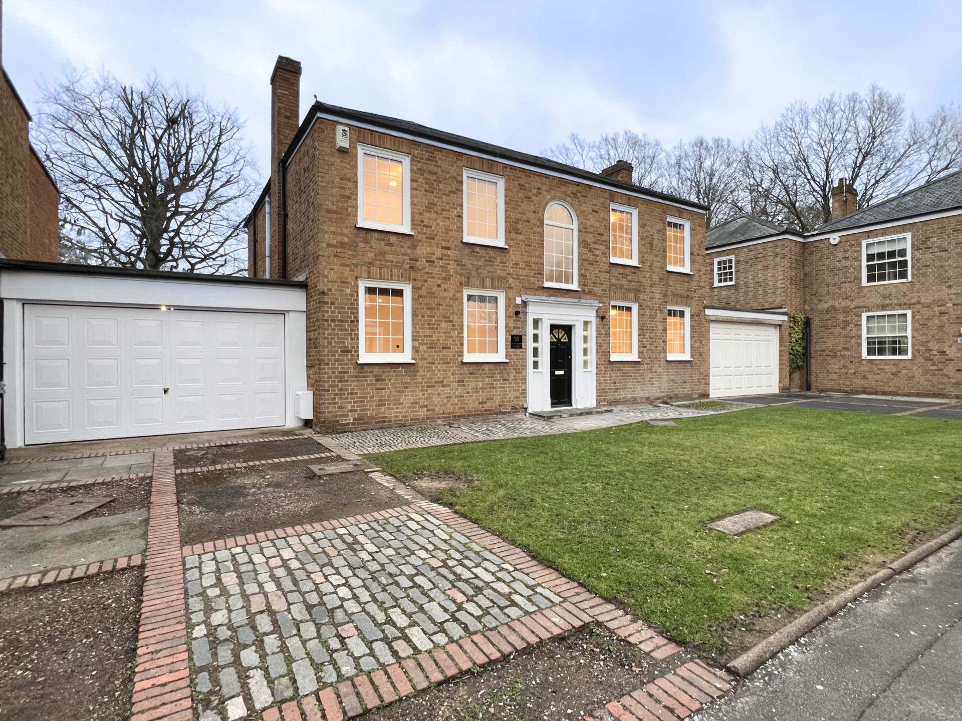 The Moat, New Malden, Image 34