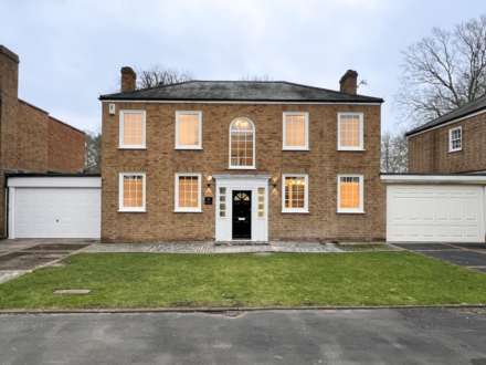 4 Bedroom House, The Moat, New Malden