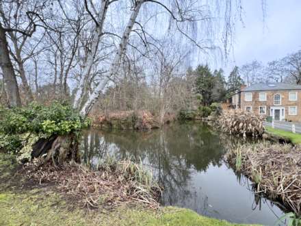 The Moat, New Malden, Image 35