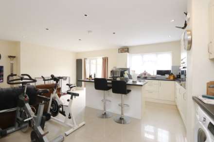Gainsborough Road, New Malden, Image 3