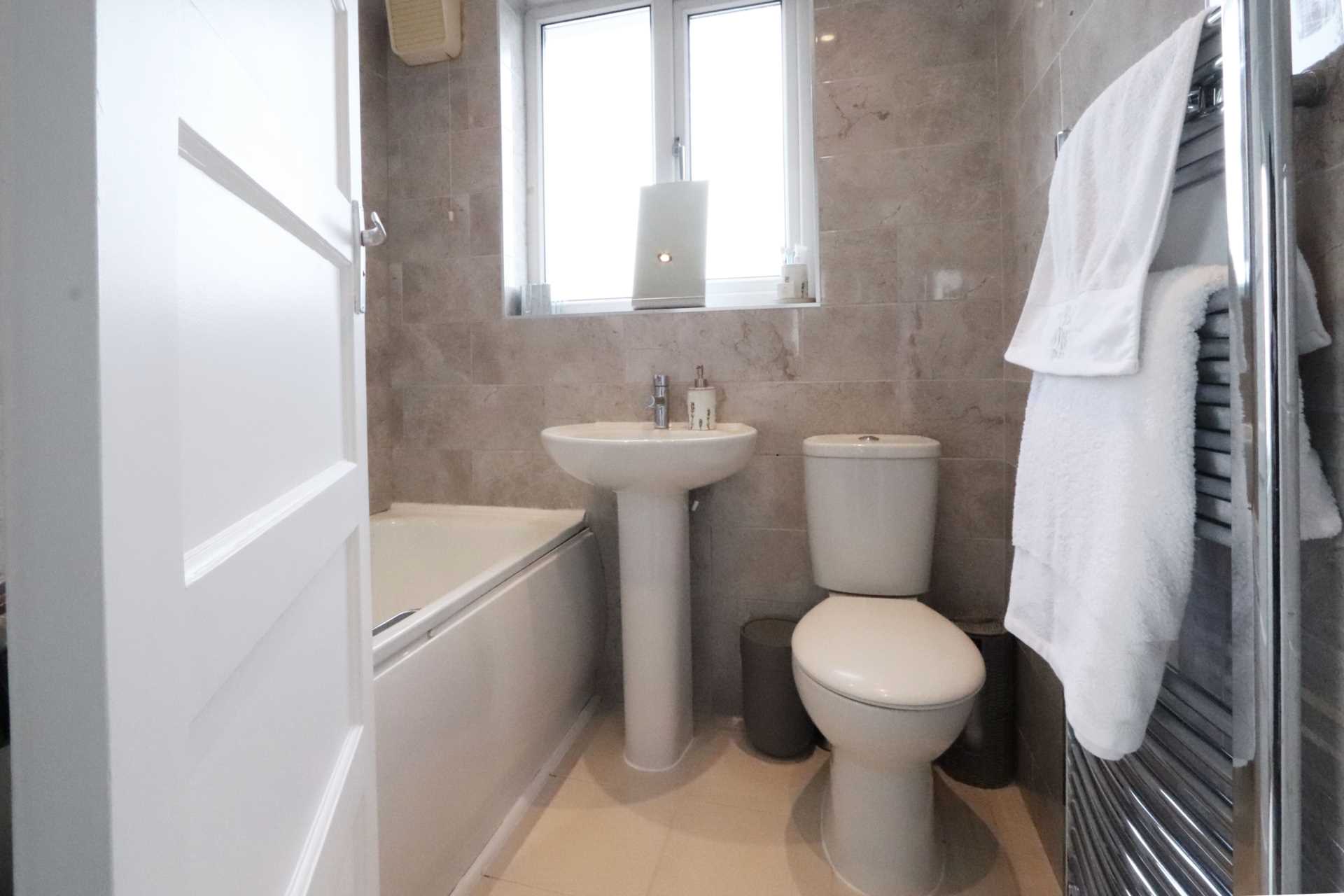 Barrington Road, Sutton, Image 10