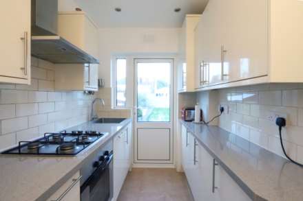 Barrington Road, Sutton, Image 4