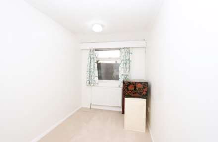 Newborough Green, New Malden, Image 8