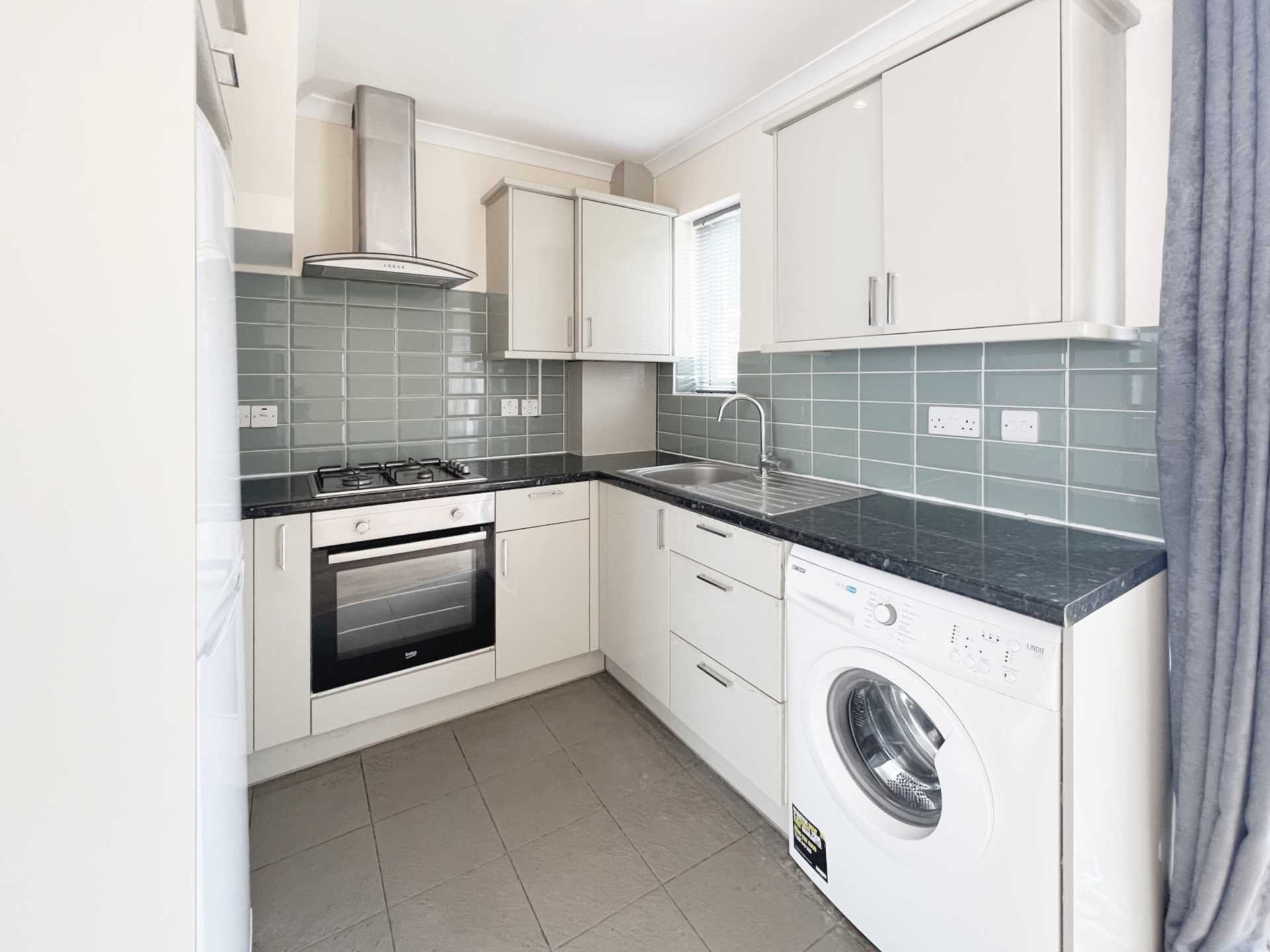Buckland Way, Worcester Park, Image 12