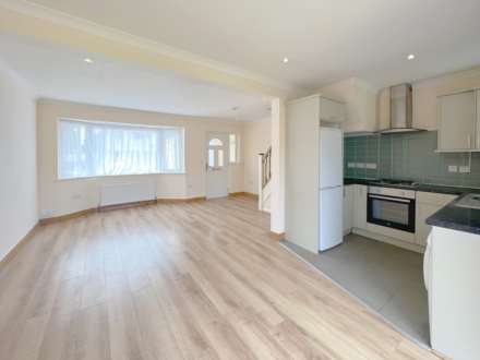 Buckland Way, Worcester Park, Image 11